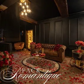 The Manor • Charming Suite & Spa - Image 3