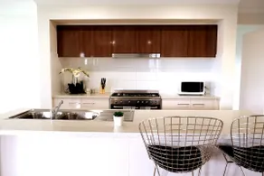 Kellyville Modern & Stylish House for family &work - Image 3