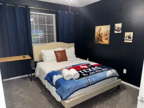 Western Apt | 2bd 2bth | 2 min Bella Woods Events - Image 4
