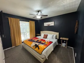 Western Apt | 2bd 2bth | 2 min Bella Woods Events - Image 2