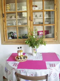 Charming studio, with private garden - Image 2