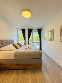 NIRO I Design City Apartment, Roof Terrace - Image 3