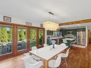 East Hampton Village Cottage Near Beach - Image 2