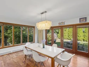 East Hampton Village Cottage Near Beach - Image 4