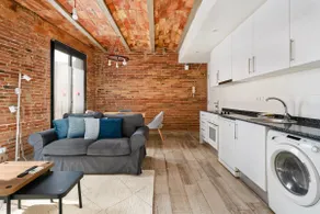 Sants Apartment - Image 3