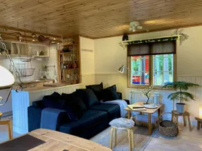 Family cottage in forest idyll - Image 2