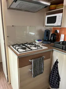 Comfortable 12B mobile home in family campground - Image 5