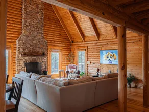 ”Stonewood Manor” - A Luxurious Retreat w/ Hot Tub - Image 2