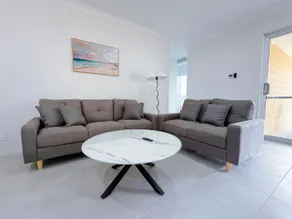 Brabham Modern Stay Close to Swan Valley - Image 2