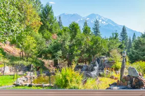 Stargazer Chalet in Mount Shasta - Image 3
