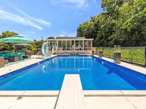 The Stoneglass Retreat - Image 3