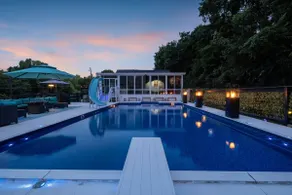 The Stoneglass Retreat - Image 2