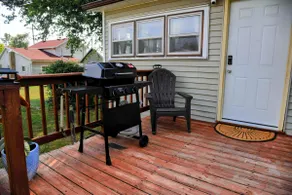 Walkable & Cozy for 6, Fire Pit & Grill, Dogs OK - Image 4