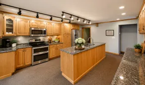 Secluded 5BR Mountain Escape | Hot Tub | Sleeps 14 - Image 5