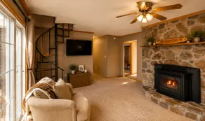 Secluded 5BR Mountain Escape | Hot Tub | Sleeps 14 - Image 4