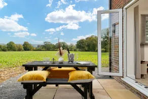 Hambledon Hill Cottage - Image 4