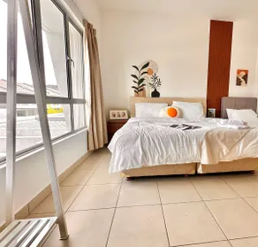 Sbn｜Zhanyue · 4 bedrooms 3 bathrooms Floating Bed Theme · Close to the Park · Accessible Friendly｜12pax@ainsdale Park - Image 5