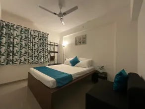 White Lotus Highway Den - Image 2