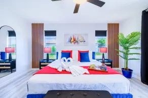 Marina/Heated Pool/Hot tub/Canal/Game room/14PPL+ - Image 3