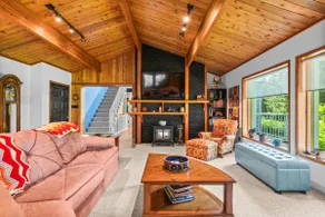 The Nest - Retro Cabin w/ Sauna - Image 3