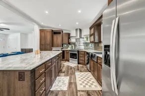 Acadia Retreat W/hot tub 10 min to downtown Bangor - Image 2