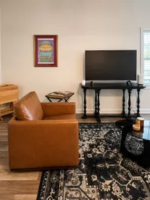 Modern • Near I-10 • Private • Safe Quiet Area - Image 2