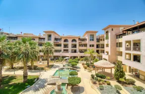 Casa Liva Holiday Apartment, Pool & Central Paphos Location - Image 2