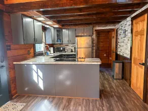 Gettysburg Cozy Cabin - Image 3