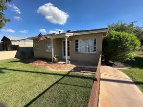 Mid-Century Beauty - Image 2