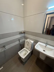 1 bed room apartments(ph) - Image 4