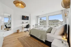 Castle View Apartment • Central • Winter Garden - Image 2