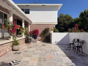 Entire home in Gilroy - Image 4