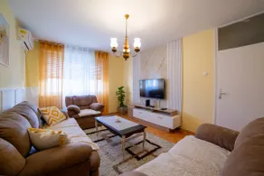 Podgorica Boulevard Residence, free public parking - Image 2