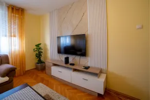 Podgorica Boulevard Residence, free public parking - Image 4