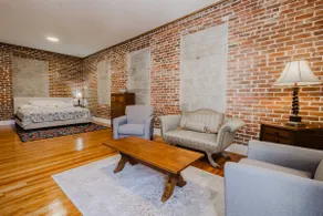 Three bedroom apartment at NWS! - Image 2