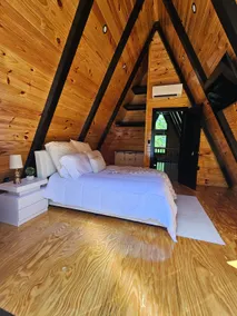 The Owl A-Frame Retreat/ with hot tub - Image 4