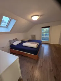 Cozy apartment with balcony near Lake Pilsen - Image 4