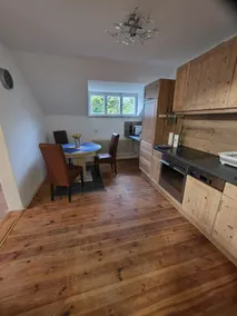 Cozy apartment with balcony near Lake Pilsen - Image 3