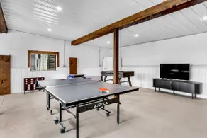 Large 5BD Lakehouse w/ Beach & Hot Tub - Image 4