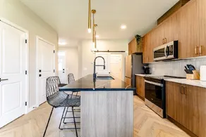 Modern New Build | Family Friendly | Free Parking - Image 5