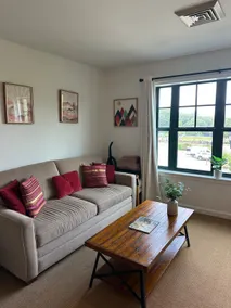 Cozy Studio•Resort Stay•Mountain Creek Pool&Hiking - Image 4