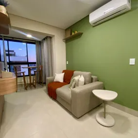 New, modern and well located! - Image 2
