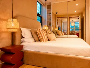 Luxury Riverfront Apt w/ Pool & City Views - Image 2