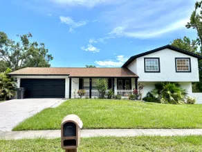 Spacious Pool Home 4BD/3BA - Image 2