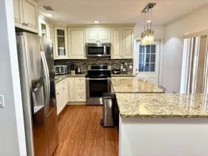 Spacious Pool Home 4BD/3BA - Image 4