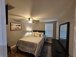 ET's Casa - Image 4