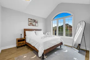 Gorgeous 4BR Home Near Ridgeway Plaza! - Image 2