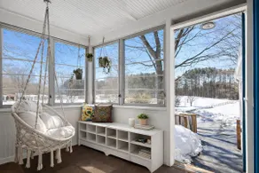 Entire Private Home on 2 Acres-Walk2Town-Fireplace - Image 4
