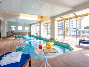 Flat in a Hotel with Heated Pool - Image 2