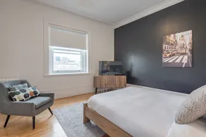 Beautiful Villa Montreal Downtown - Image 3